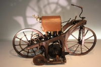 poze-muzeul-mercedes-benz-stuttgart-germania-12