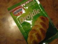 paine-facuta-acasa-08-drojdie_dr-oetker_resize
